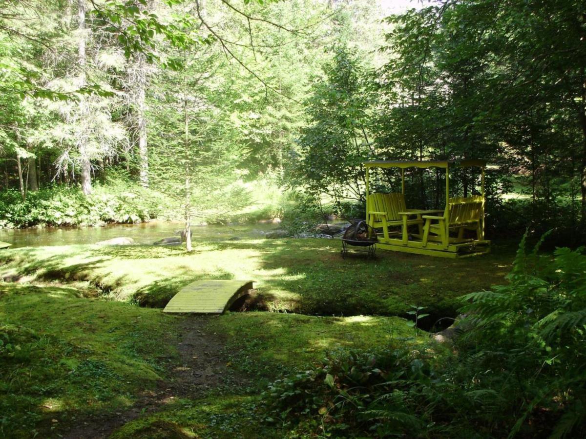 Bed and Breakfast La Petite Douceur Lac-Superieur Zewnętrze zdjęcie