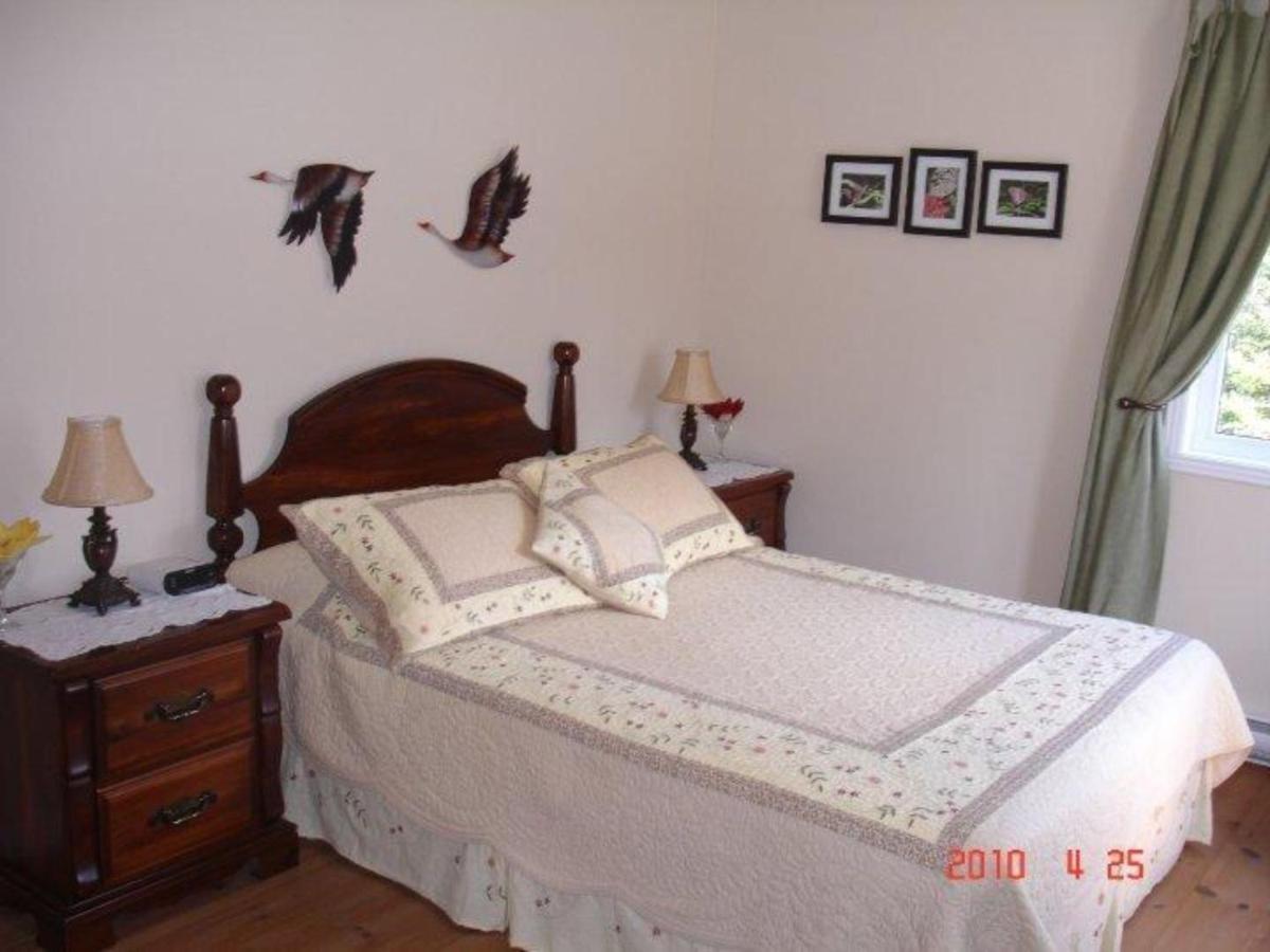 Bed and Breakfast La Petite Douceur Lac-Superieur Zewnętrze zdjęcie