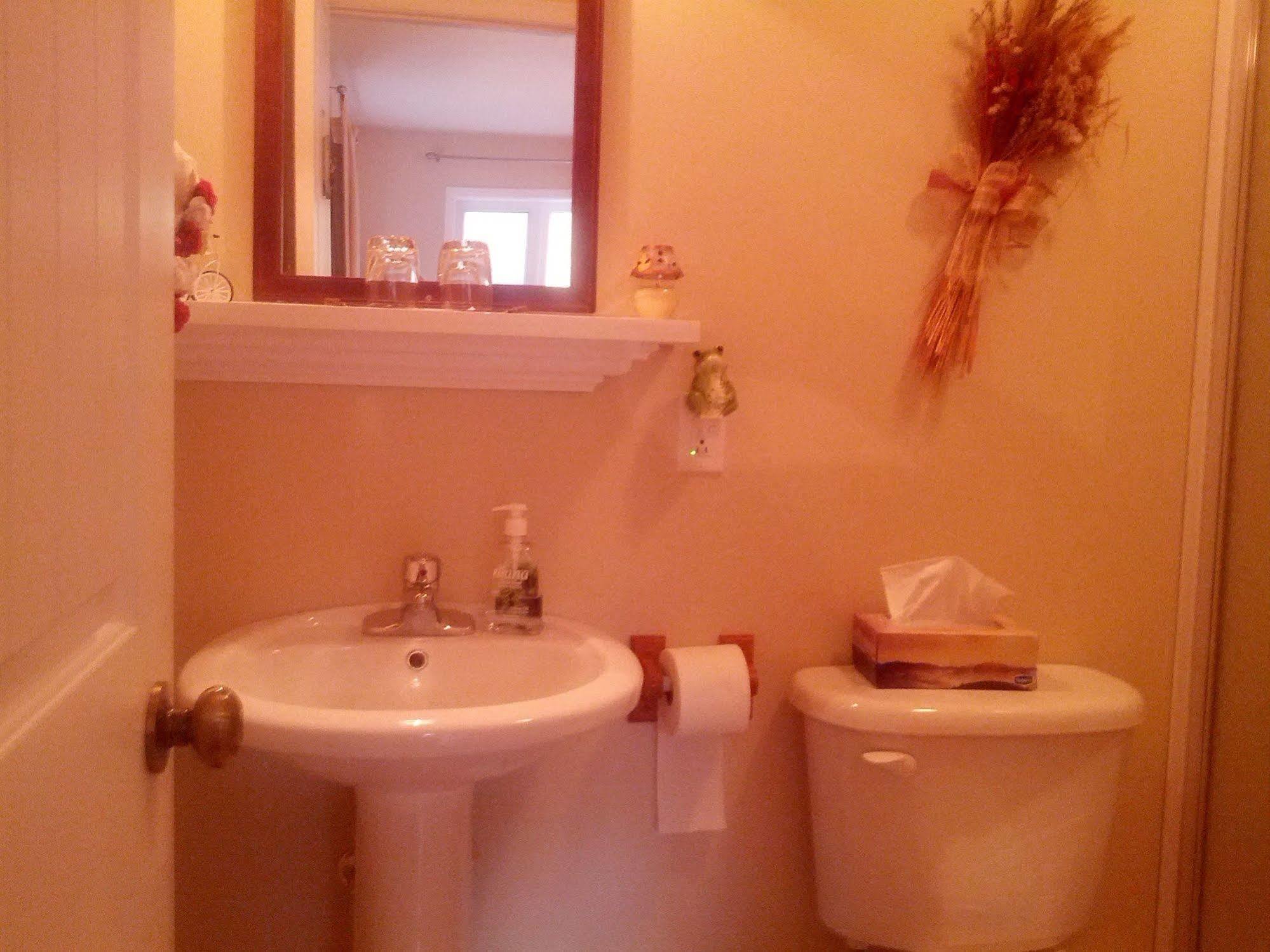 Bed and Breakfast La Petite Douceur Lac-Superieur Zewnętrze zdjęcie